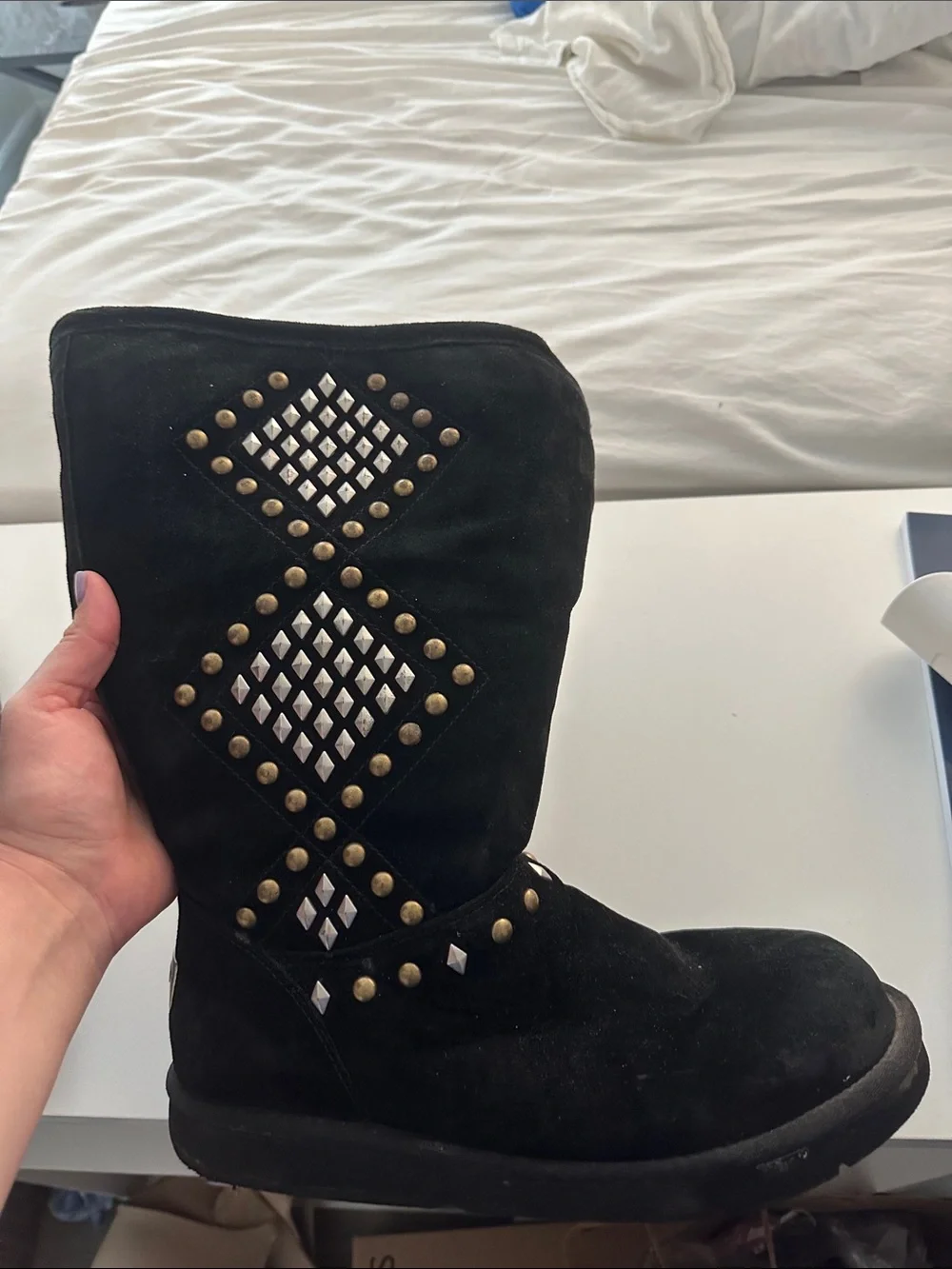 UGG avondale studded